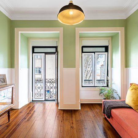 Spacious Apartment With Terrace At Graca Lisbon Luaran gambar