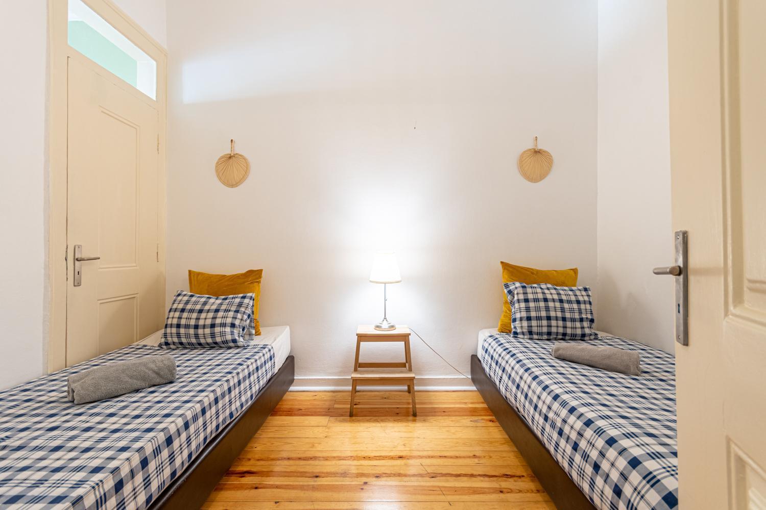 Spacious Apartment With Terrace At Graca Lisbon Luaran gambar
