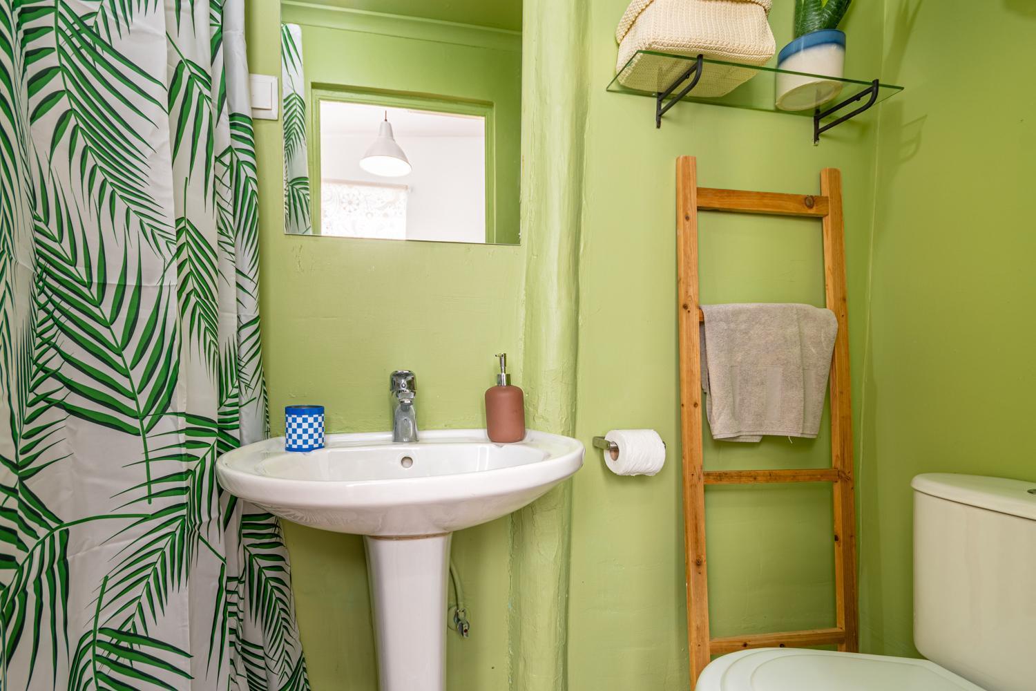 Spacious Apartment With Terrace At Graca Lisbon Luaran gambar
