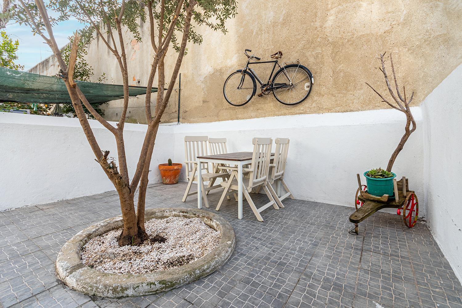 Spacious Apartment With Terrace At Graca Lisbon Luaran gambar